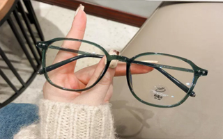  ,眼镜框架的种类有哪些？
